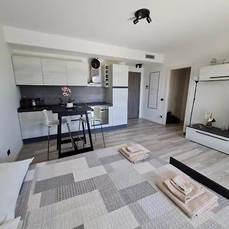 Grazioso Monolocale Daire Milano